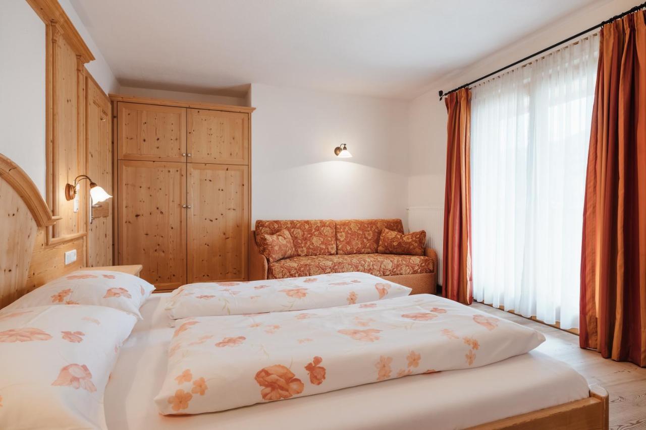 Garni Ciasa Urban Aparthotel Badia  Exterior photo