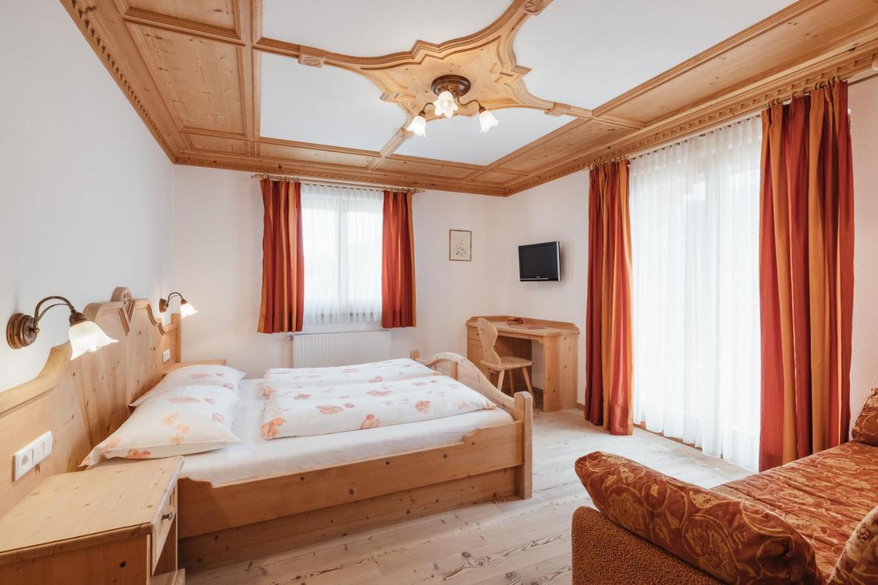 Garni Ciasa Urban Aparthotel Badia  Exterior photo